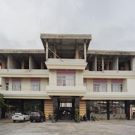 Urbanview Hotel Jib Bandar Lampung By Reddoorz מראה חיצוני תמונה