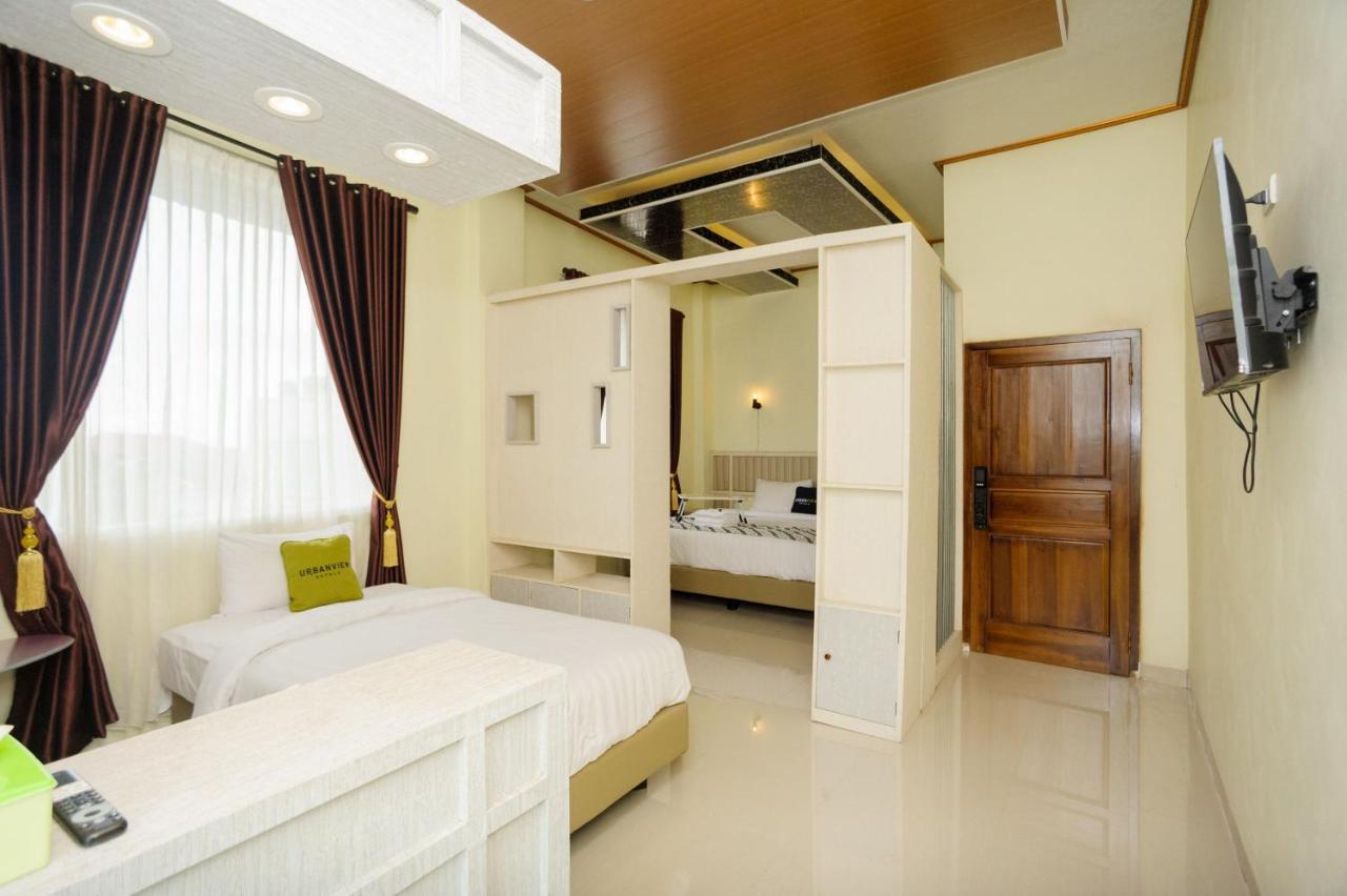 Urbanview Hotel Jib Bandar Lampung By Reddoorz מראה חיצוני תמונה