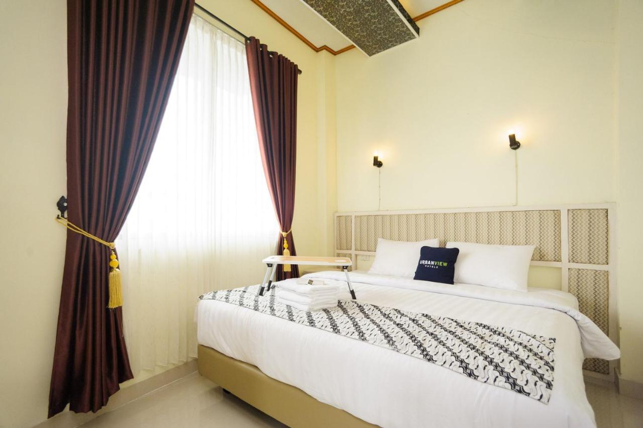 Urbanview Hotel Jib Bandar Lampung By Reddoorz מראה חיצוני תמונה